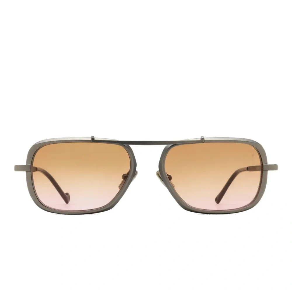 Солнцезащитные очки в квадратной оправе