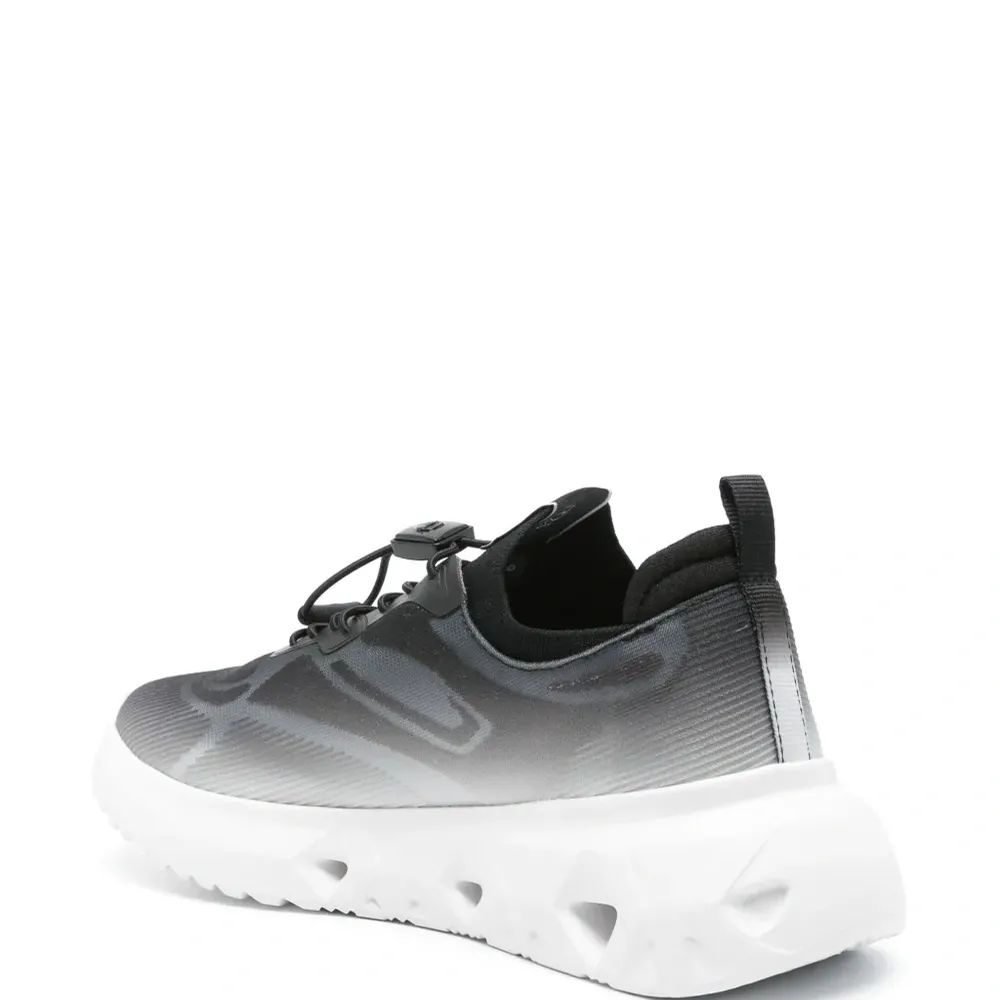 Кроссовки с логотипом Кроссовки с логотипом