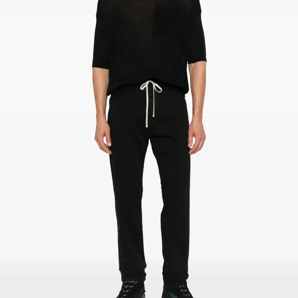 Рубашка с короткими рукавами и карманом