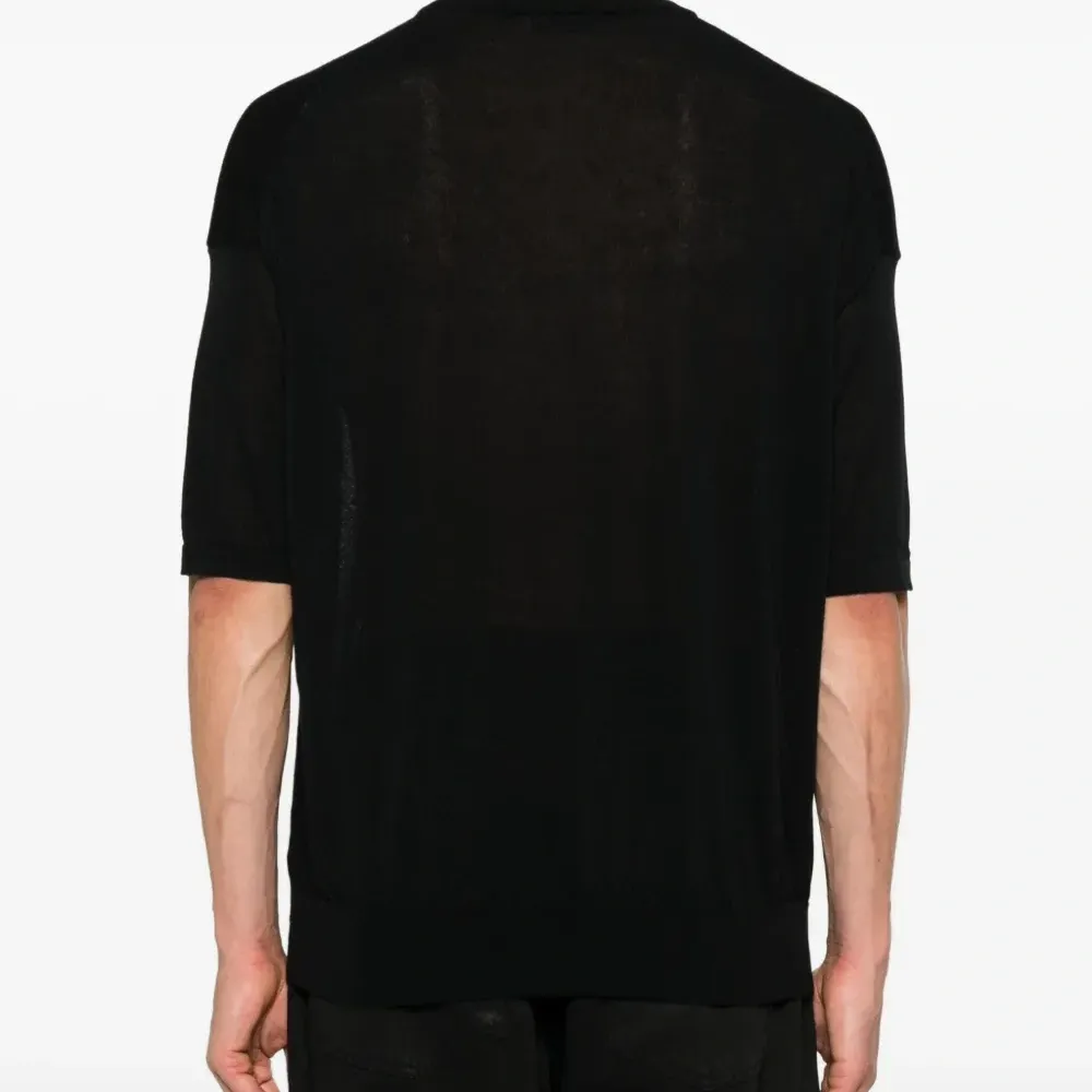 Рубашка с короткими рукавами и карманом