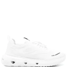 Кроссовки с логотипом