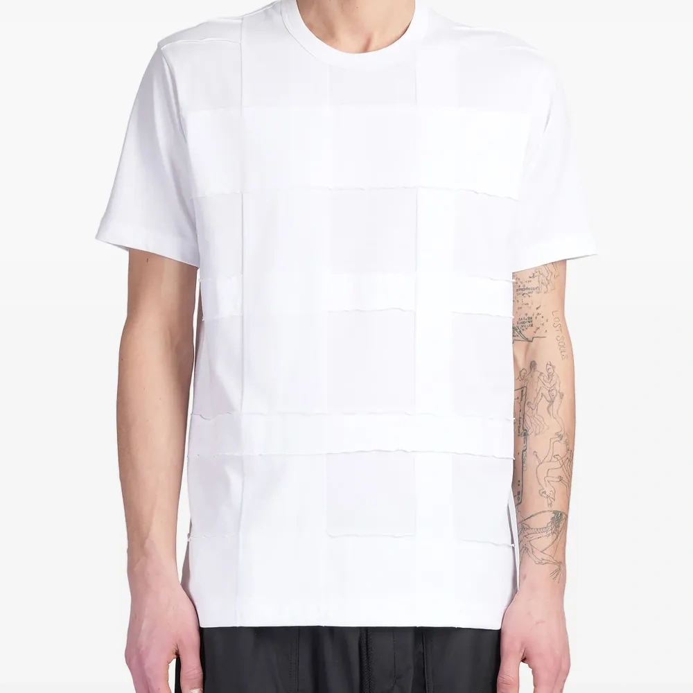 Футболка с круглым вырезом