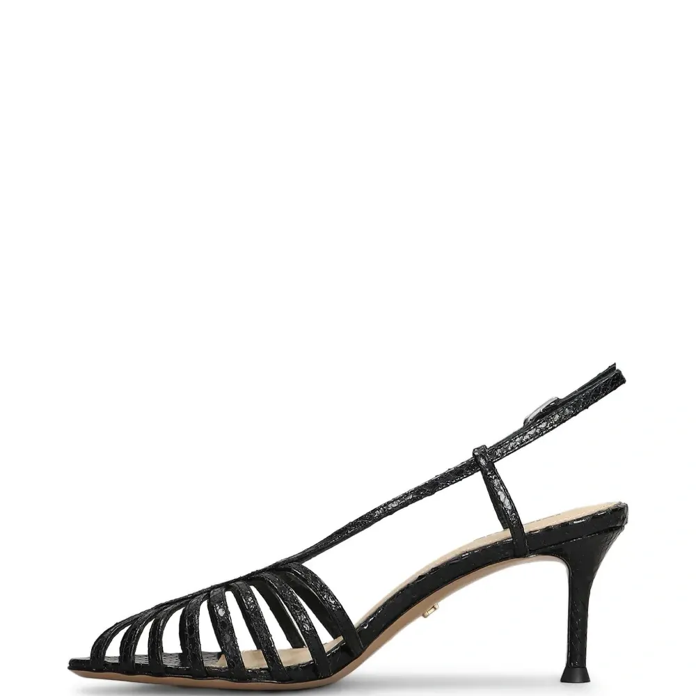 Кожаные сандалии