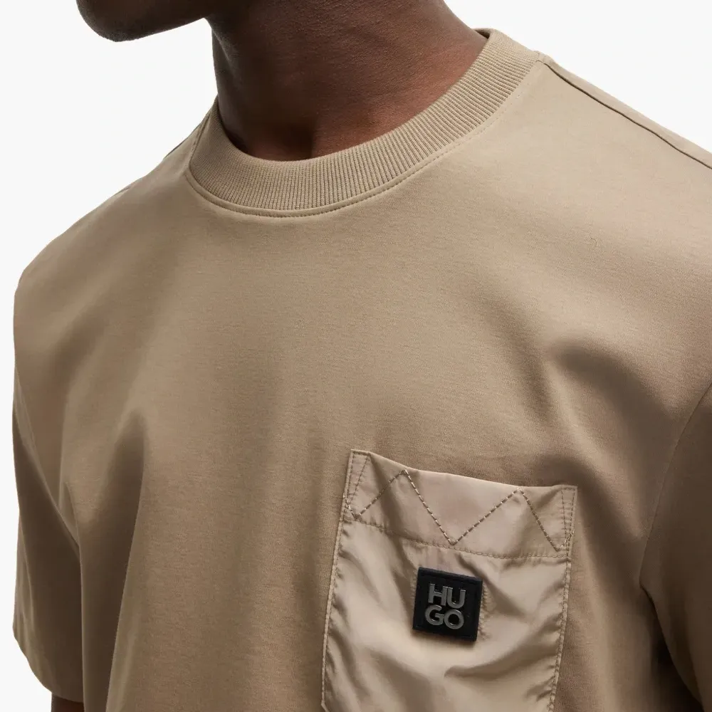 Футболка с нашивкой-логотипом Футболка с нашивкой-логотипом