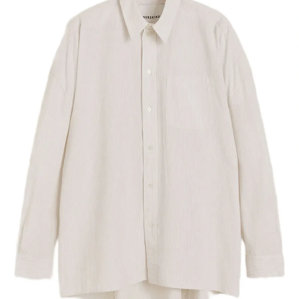 полосатая рубашка с длинными рукавами