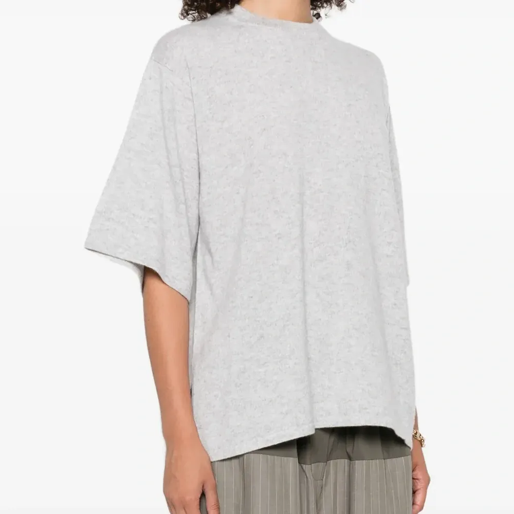 кашемировая футболка