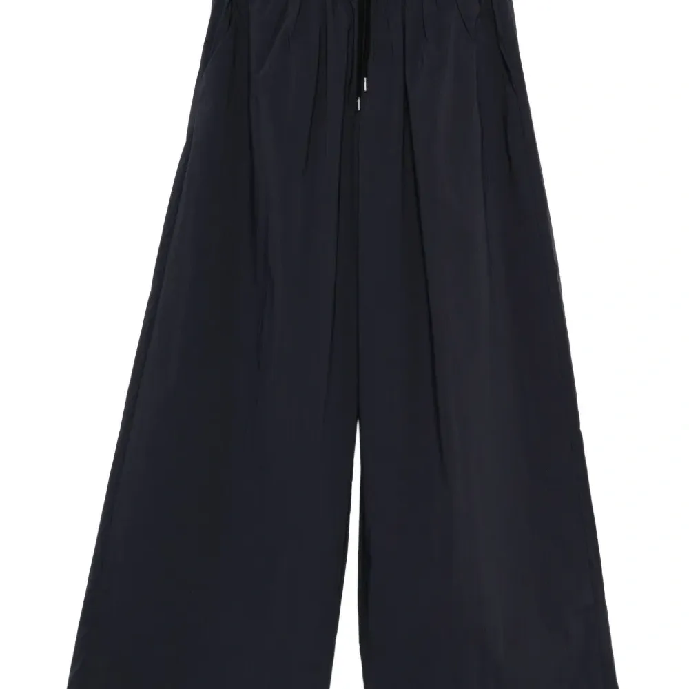 Брюки на эластичном поясе