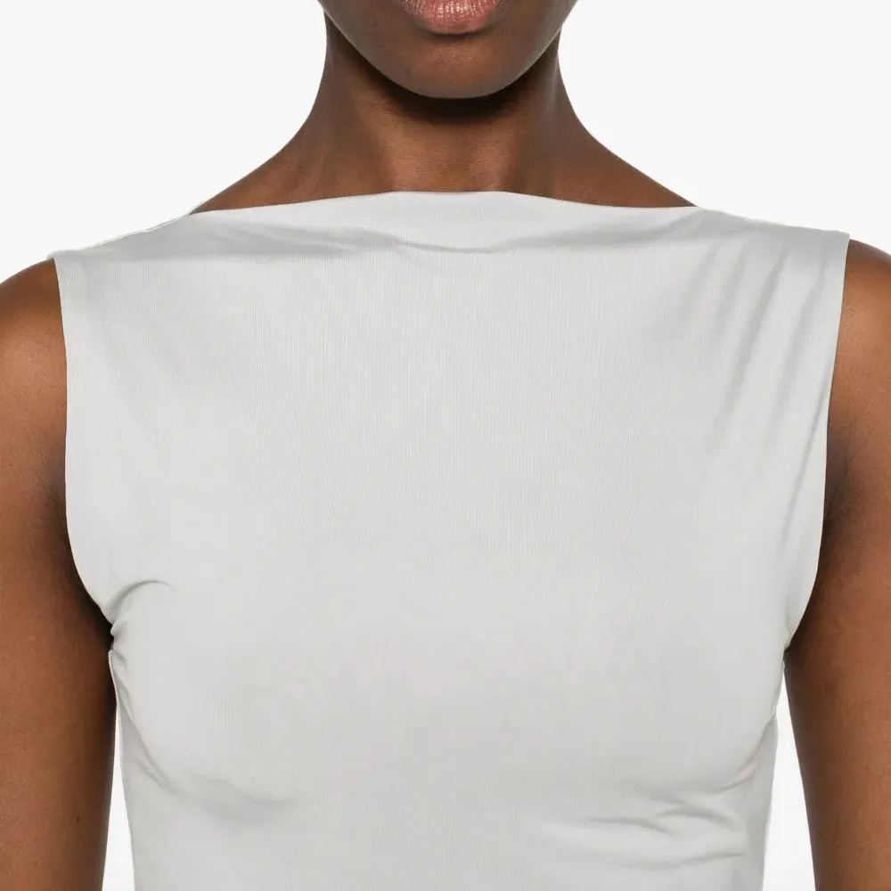 Джемпер с вырезом "лодочка"