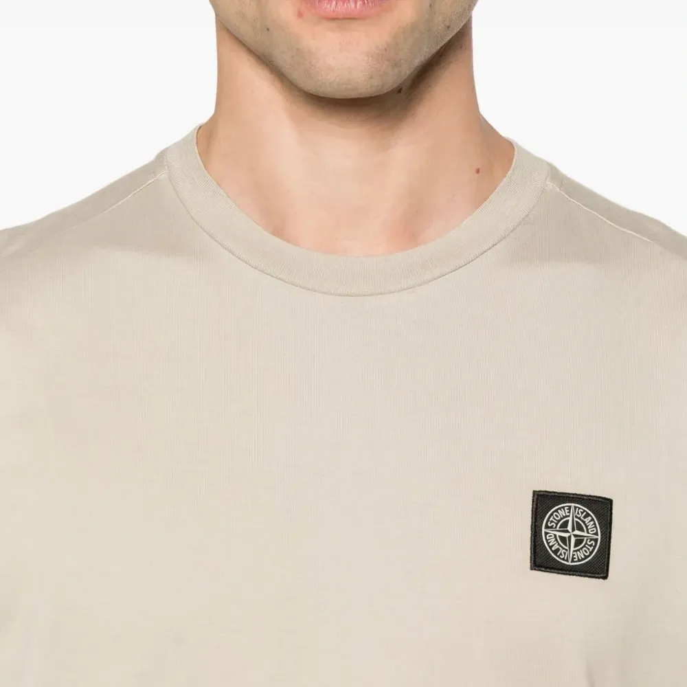 футболка с нашивкой Compass