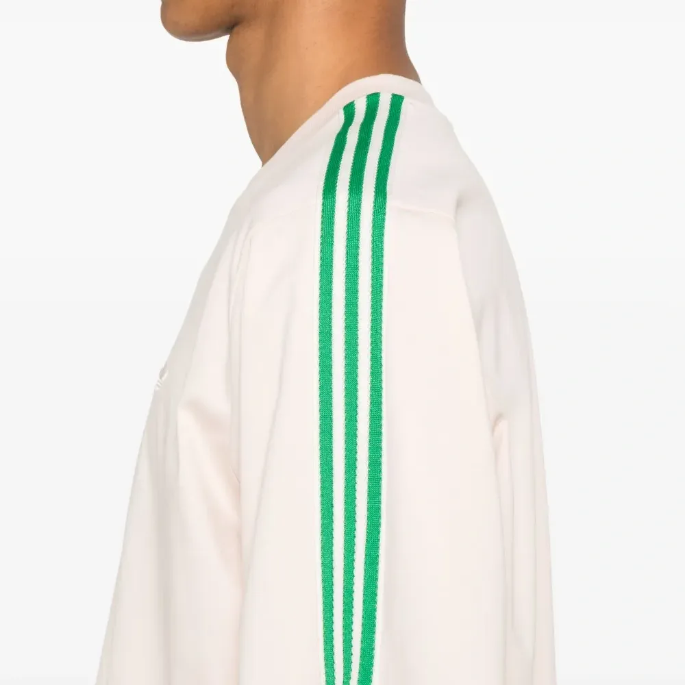 Футболка из коллаборации с Wales Bonner