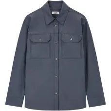 Рубашка с накладными карманами