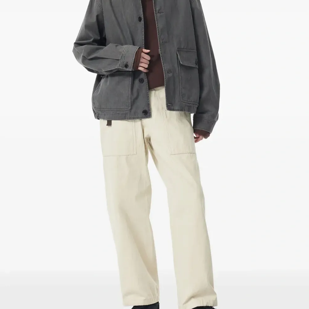 Куртка с накладными карманами