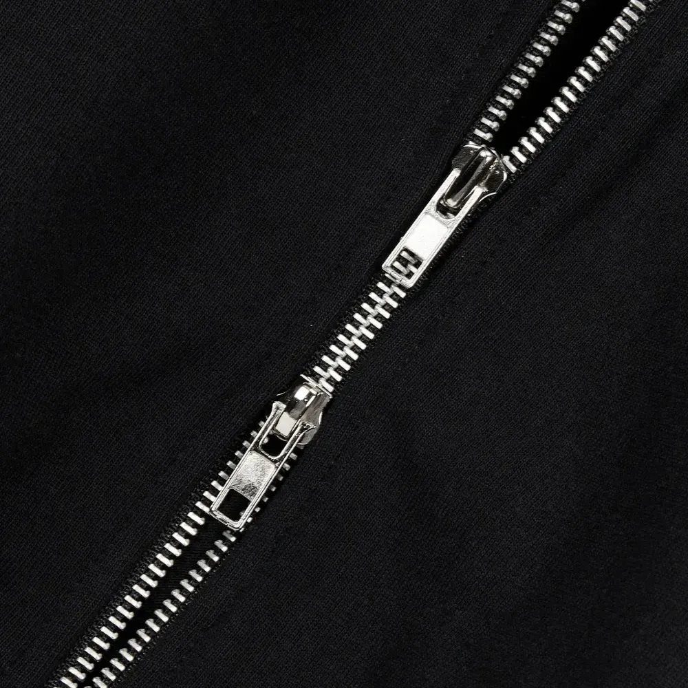 Толстовка на молнии с капюшоном