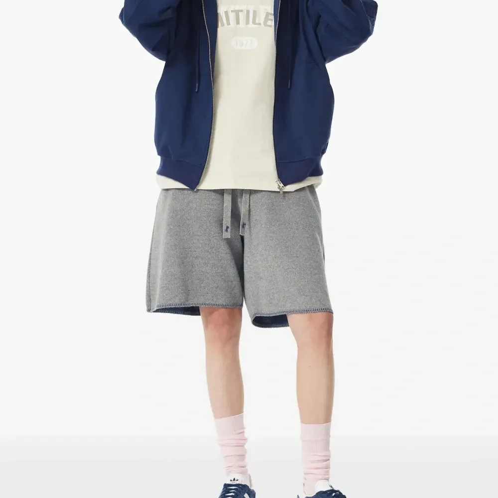 Толстовка на молнии с капюшоном Толстовка на молнии с капюшоном