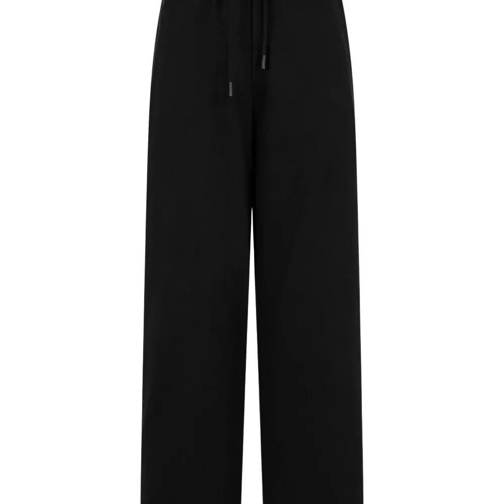 Спортивные брюки с кулиской