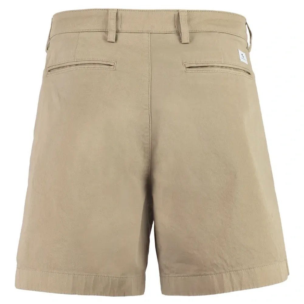 Шорты строгого кроя Шорты строгого кроя