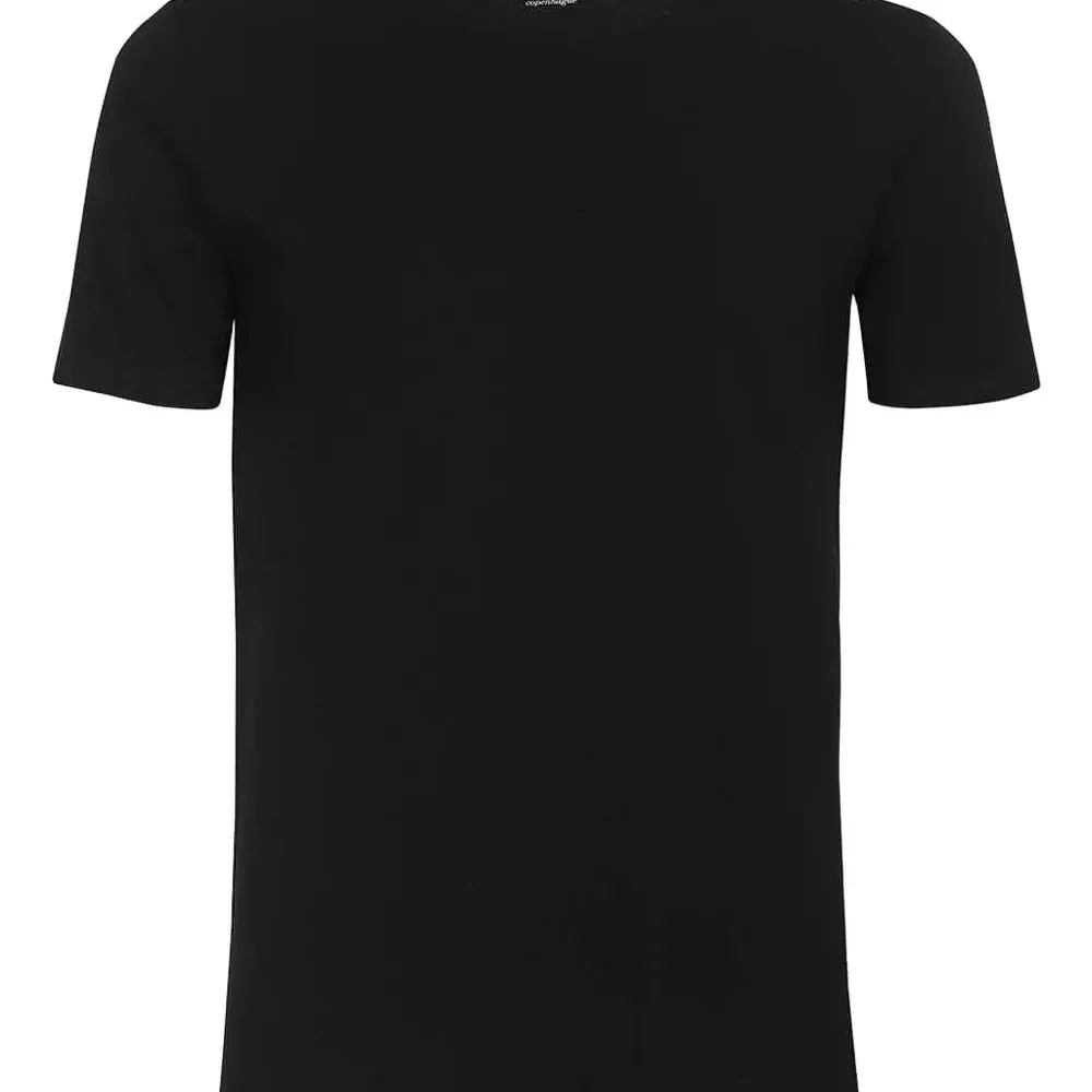 Футболка с круглым вырезом