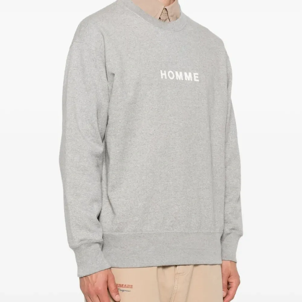 толстовка с круглым вырезом