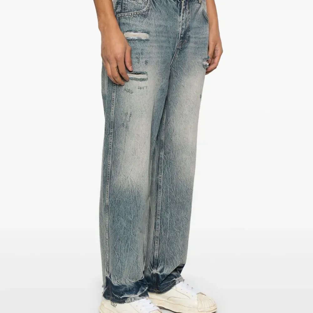 джинсы R3 с эффектом потертости