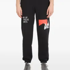 Спортивные брюки с графичным принтом