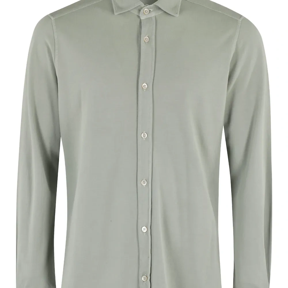 Рубашка на пуговицах