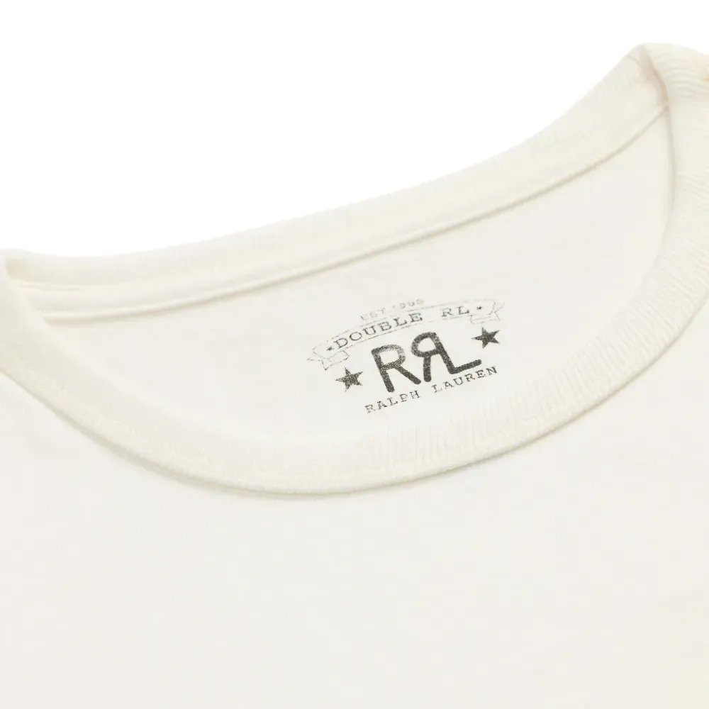 Футболка с вышитым логотипом Футболка с вышитым логотипом