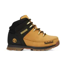 Сапоги с вышитым логотипом