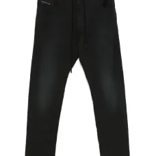 Джинсы с вышитым логотипом