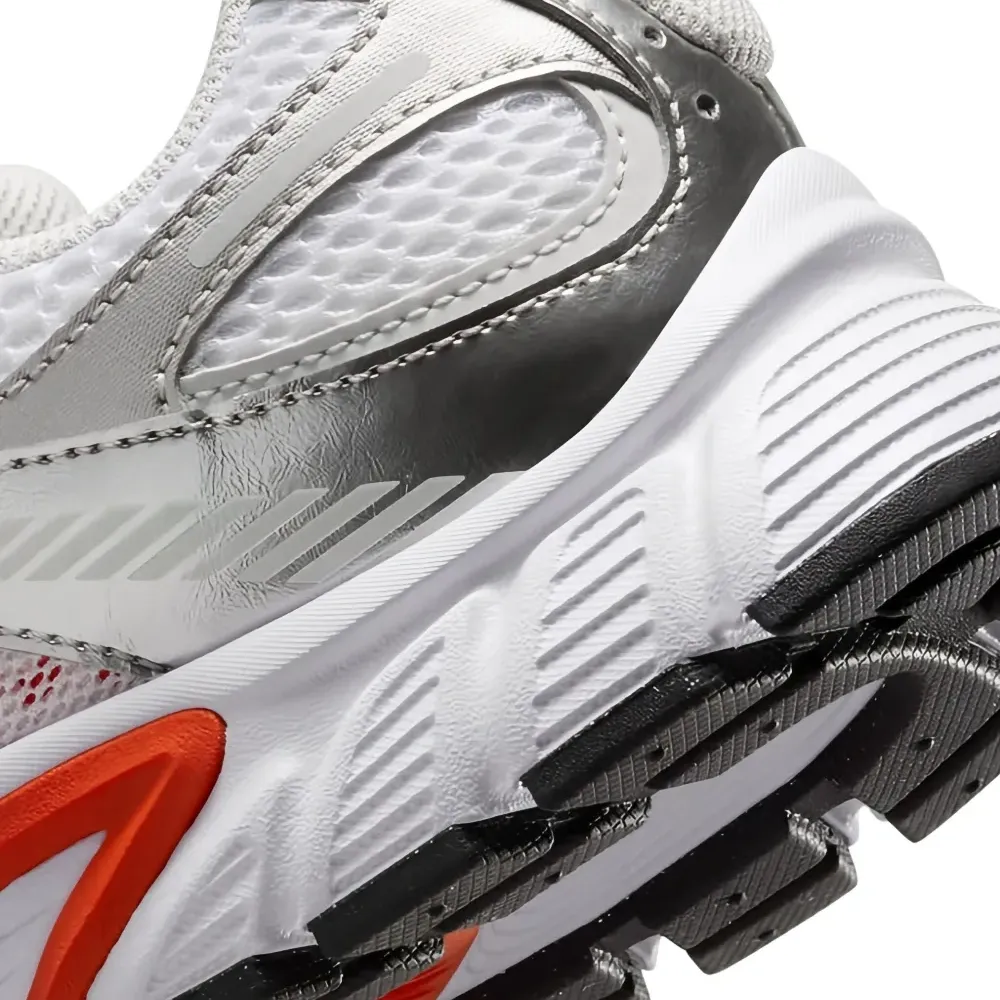 кроссовки V5 RNR White/Picante Red/Vast Grey/Black кроссовки V5 RNR White/Picante Red/Vast Grey/Black