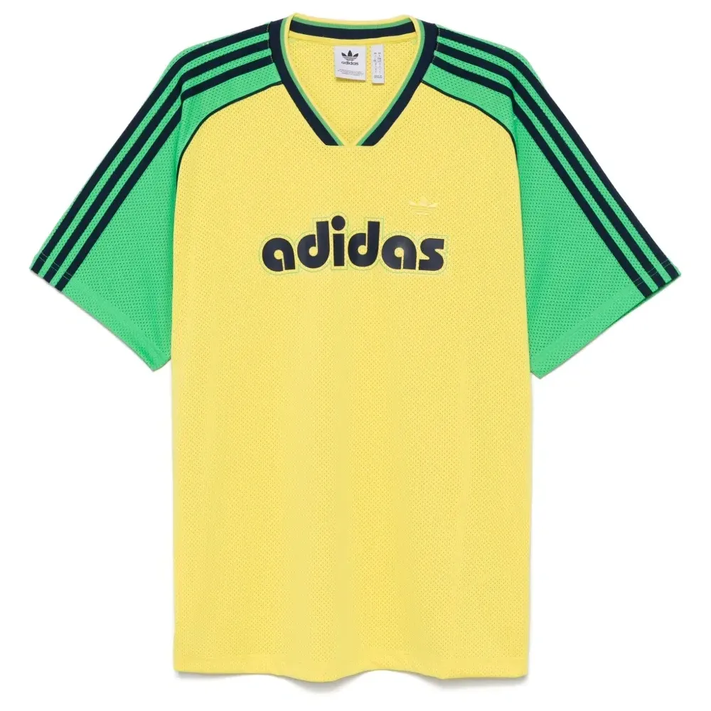 Футболка с логотипом