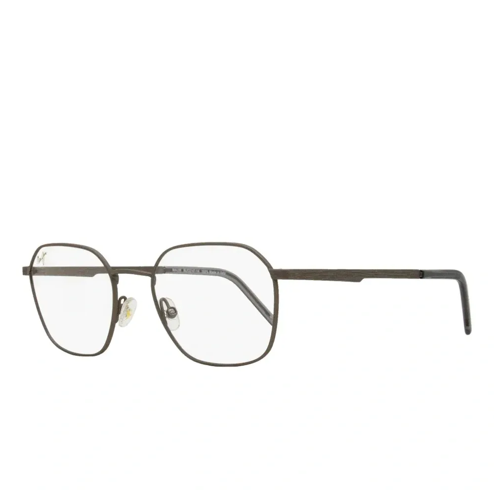 Очки в геометричной оправе Очки в геометричной оправе