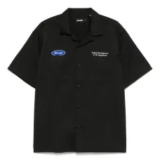 Рубашка с нашивкой-логотипом