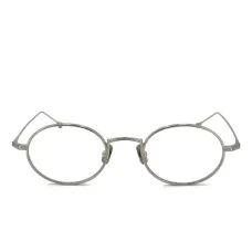 Очки в овальной оправе