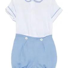 Комплект из футболки и полосатых шортов