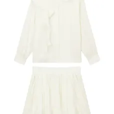 Комплект из блузки и шортов с оборками Комплект из блузки и шортов с оборками