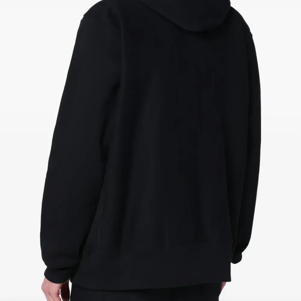 худи с логотипом