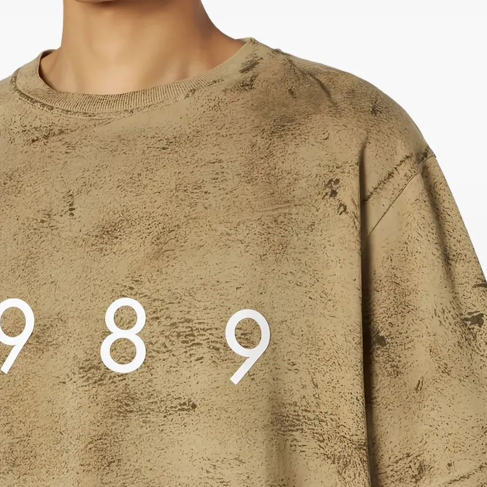 футболка с круглым вырезом