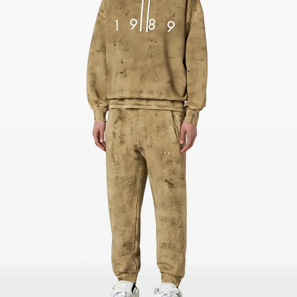 худи с логотипом