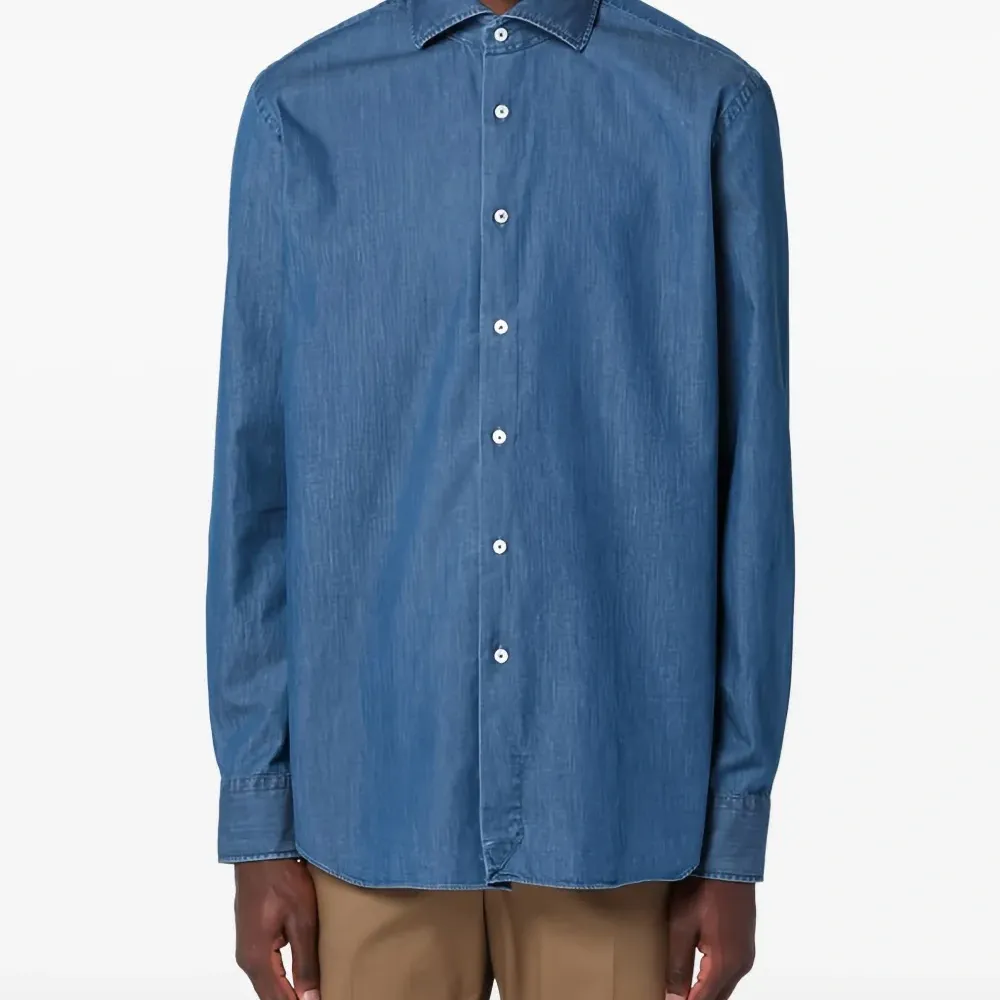 Рубашка на пуговицах