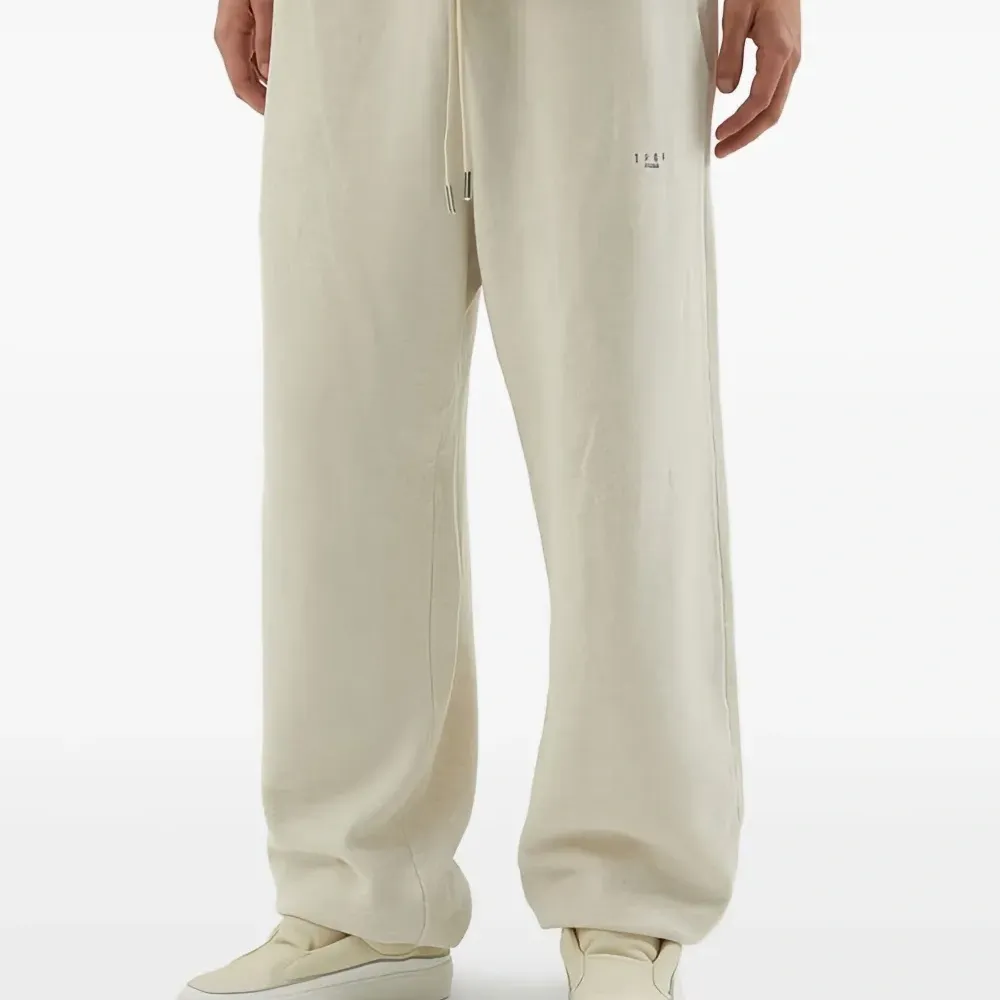 Спортивные брюки