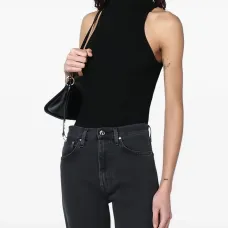 Топ без рукавов