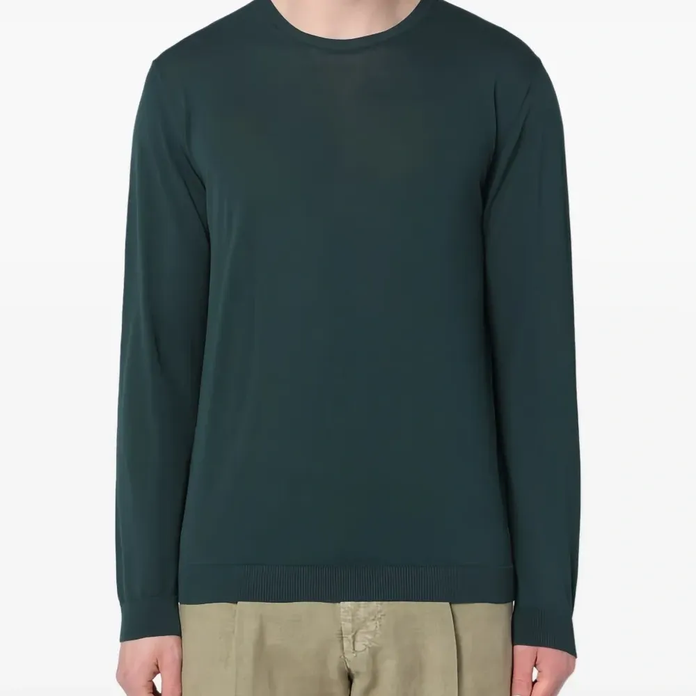 Футболка с круглым вырезом