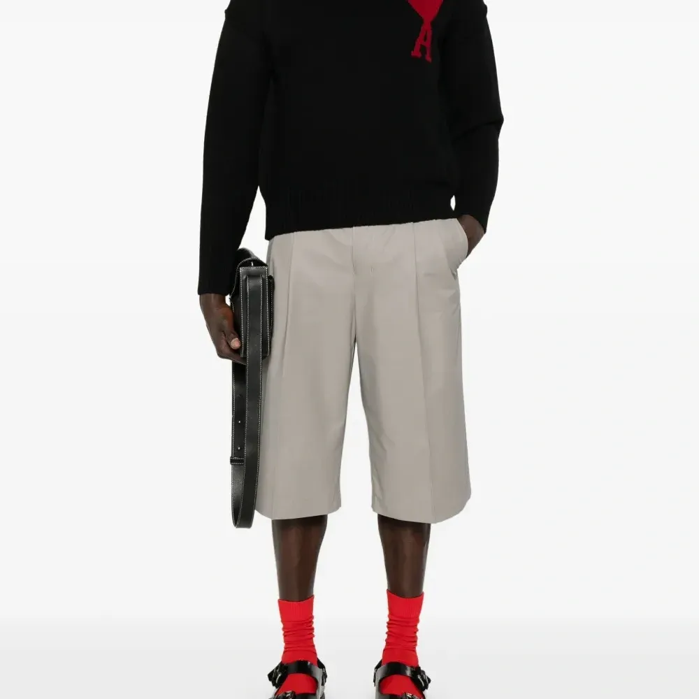 Шорты со складками