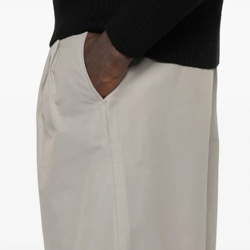 Шорты со складками