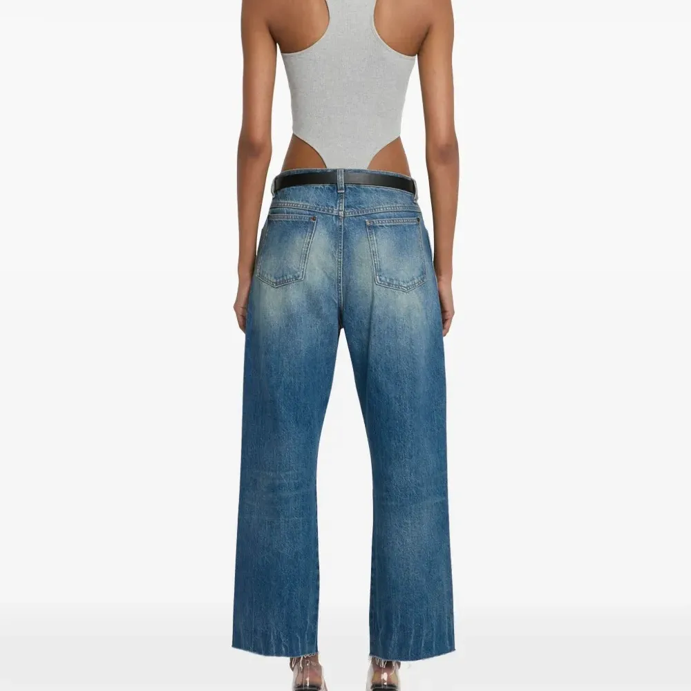 Боди с высоким вырезом