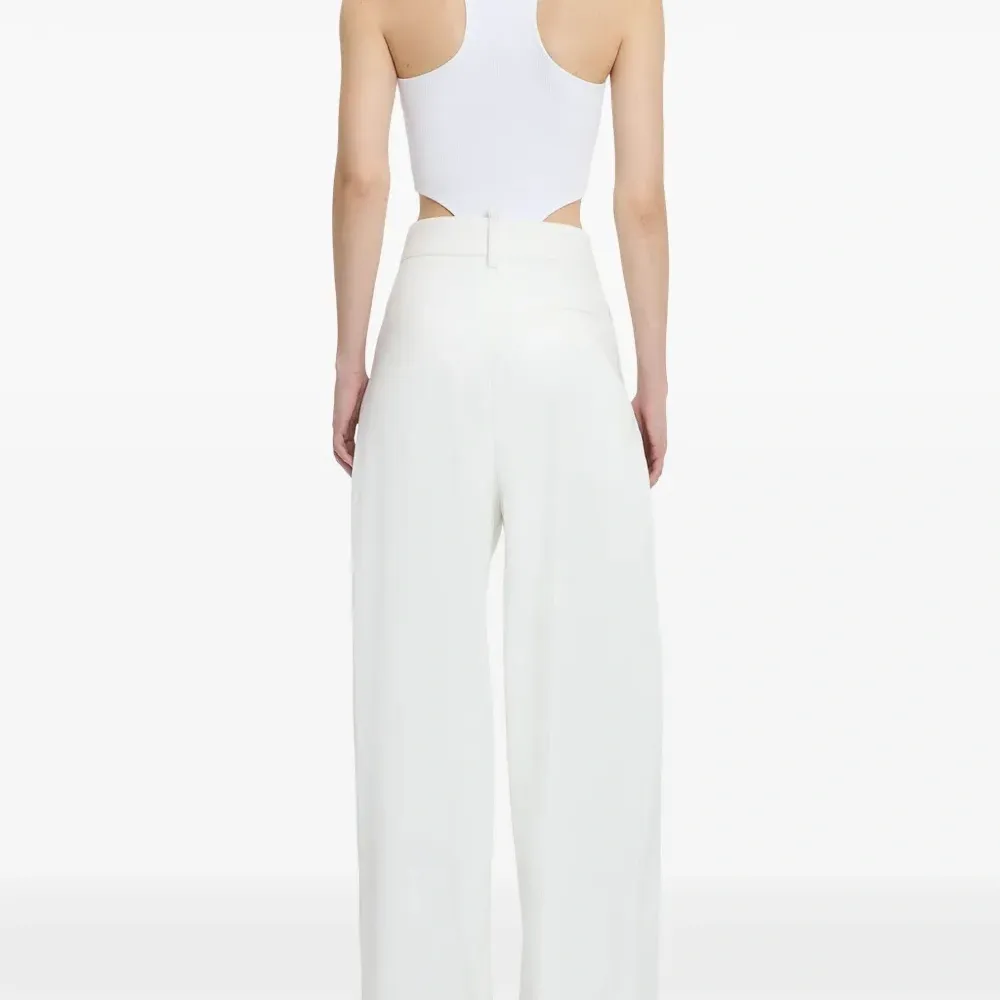 Боди с высоким вырезом