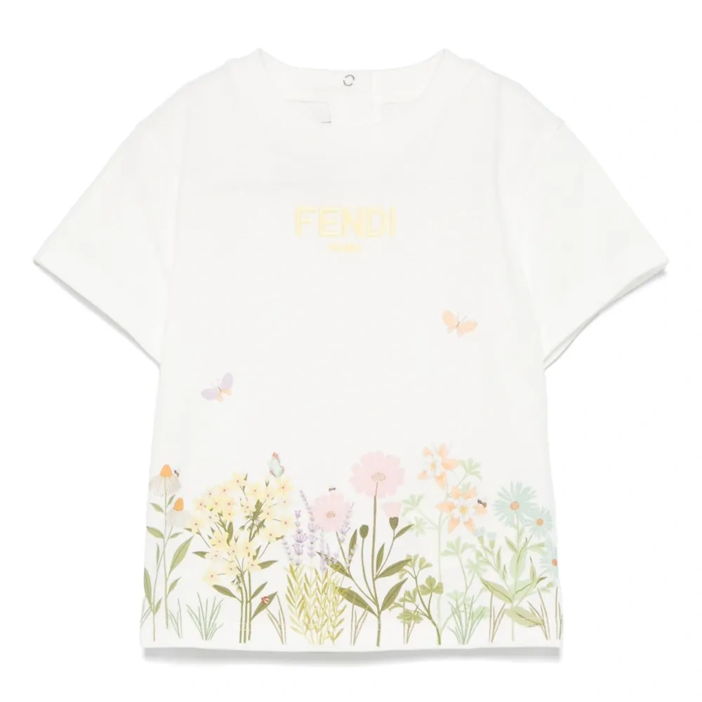 Футболка с вышитым логотипом