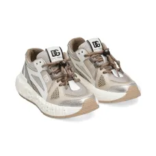 Кроссовки с сетчатыми вставками