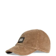 Бейсболка с логотипом