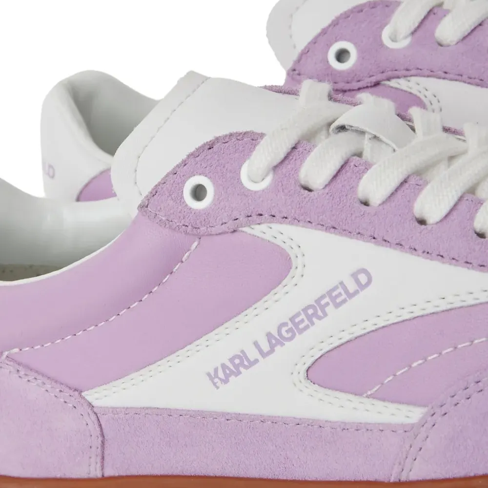 Кроссовки со вставками